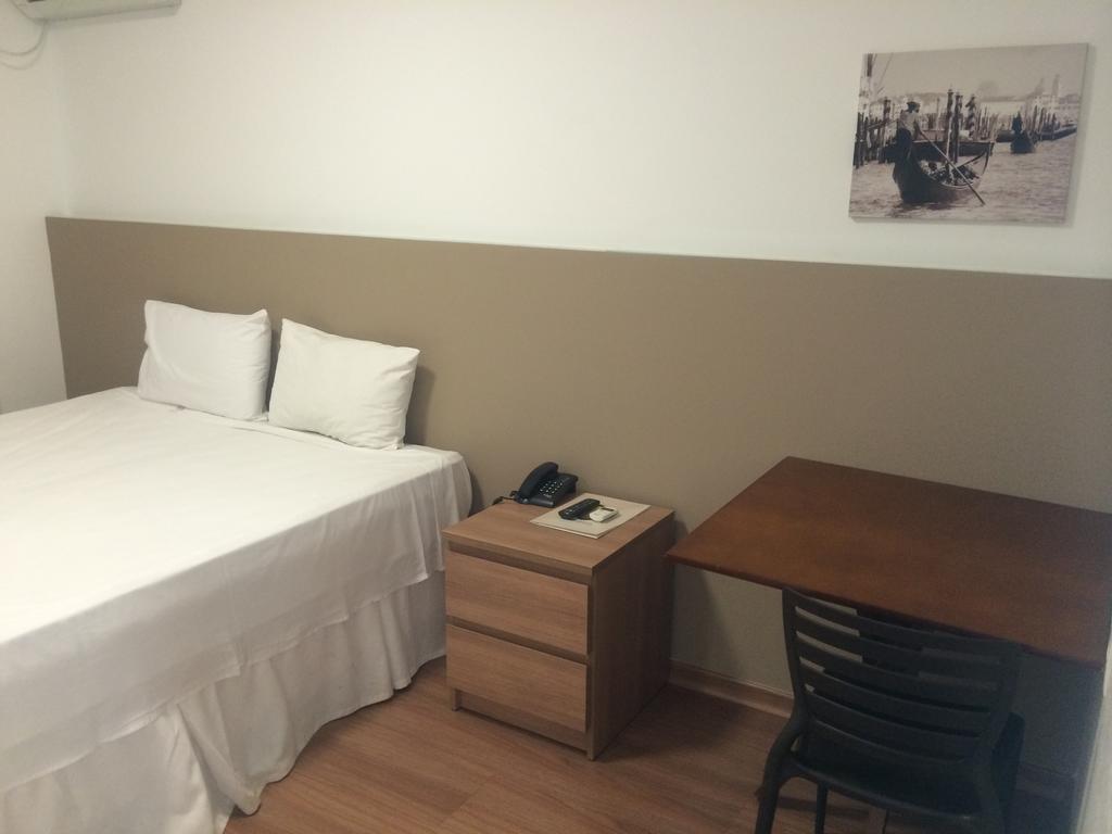 Lord Hotel Aeroporto Confins Vespasiano Zewnętrze zdjęcie