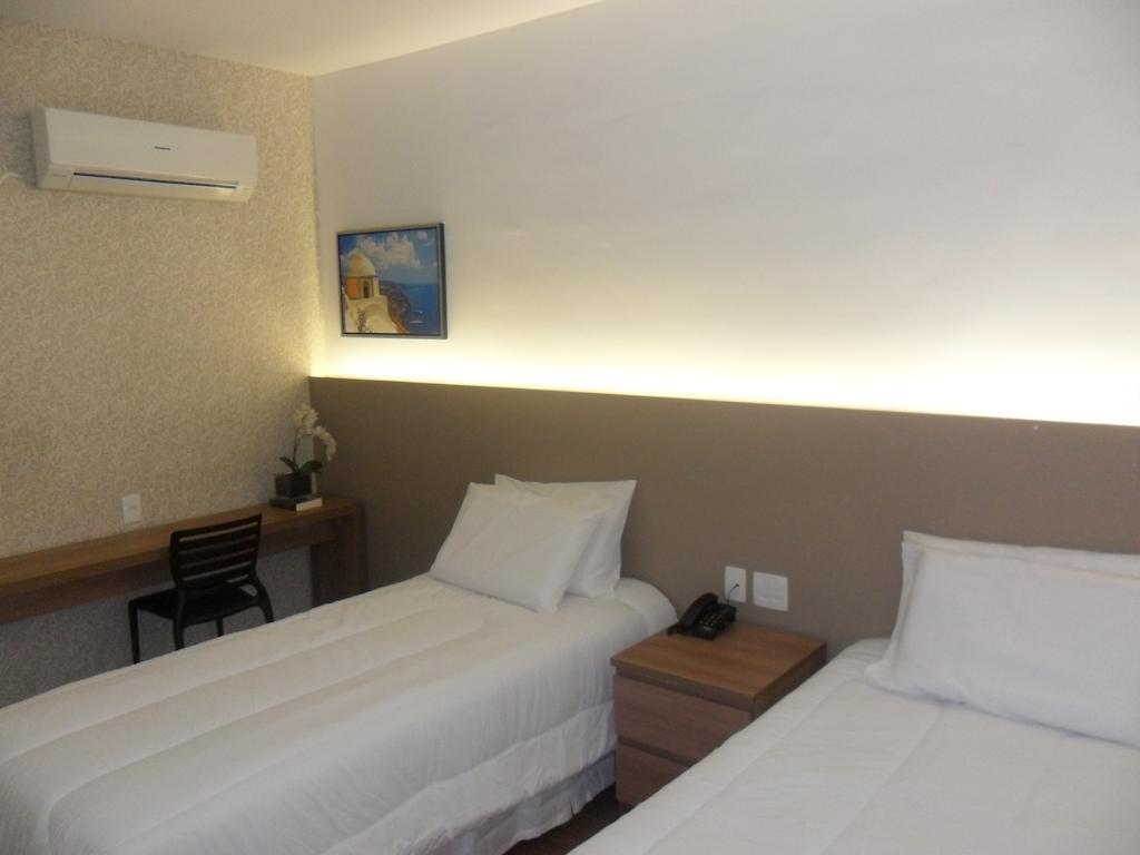 Lord Hotel Aeroporto Confins Vespasiano Zewnętrze zdjęcie