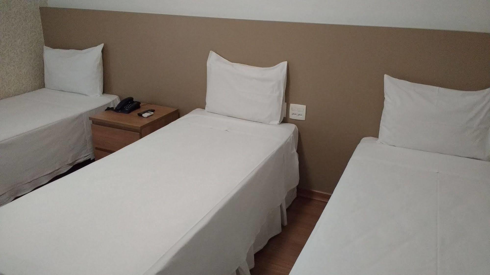 Lord Hotel Aeroporto Confins Vespasiano Zewnętrze zdjęcie