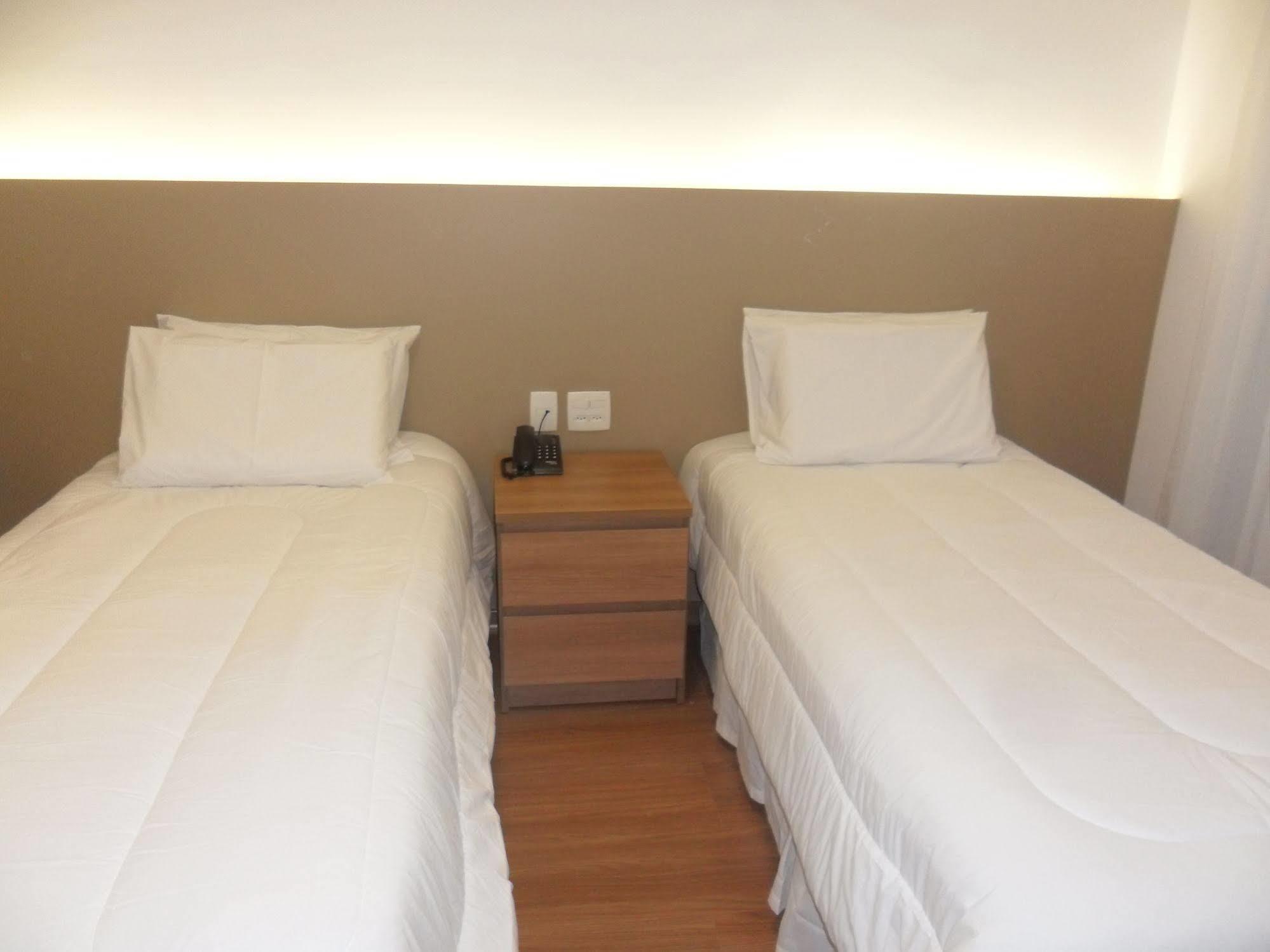 Lord Hotel Aeroporto Confins Vespasiano Zewnętrze zdjęcie
